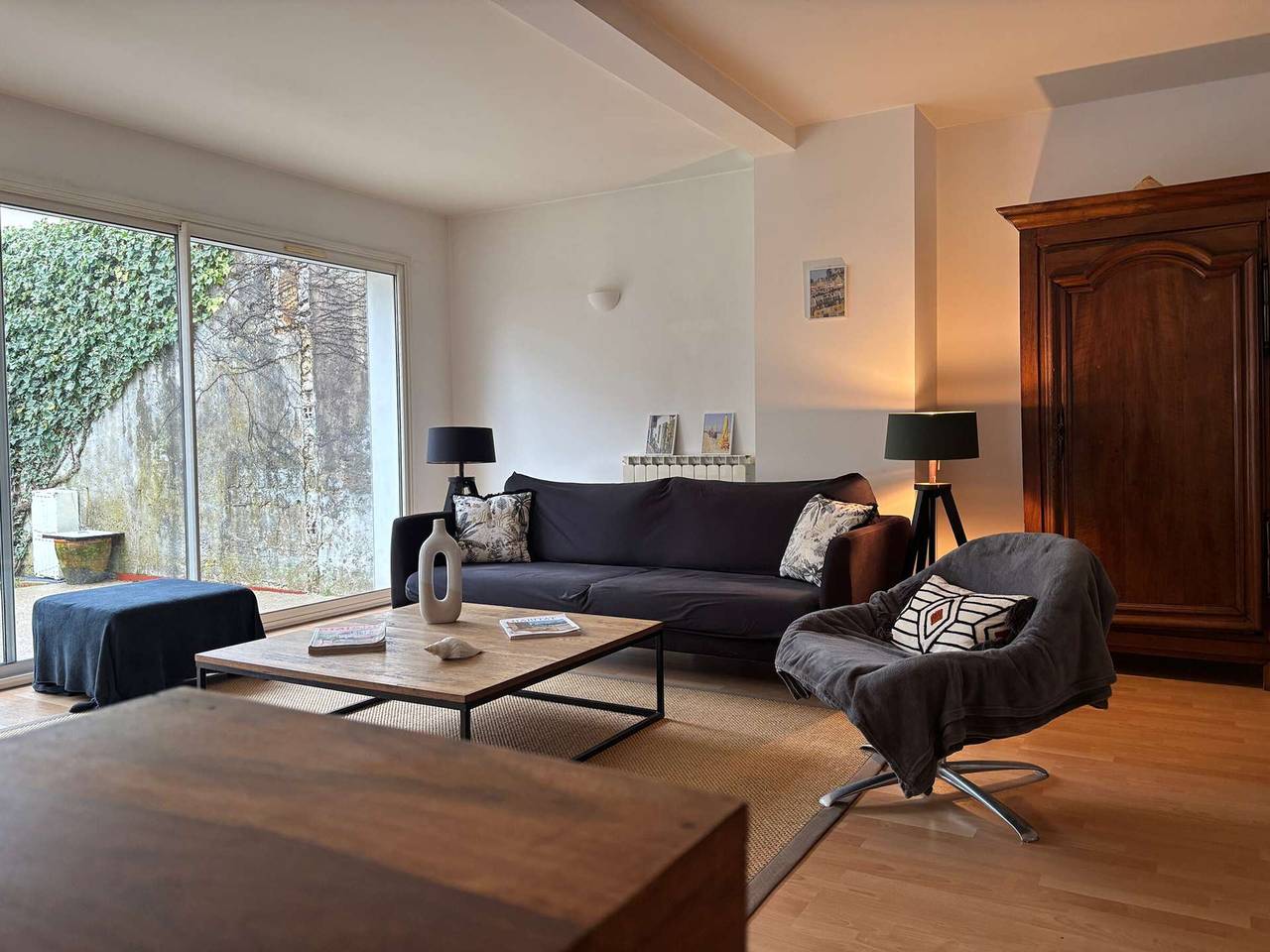 Maison pour 7 au cœur de Royan, jardin clos, proche plage et centre-ville, Wifi inclus in Royan, Côte de Beauté