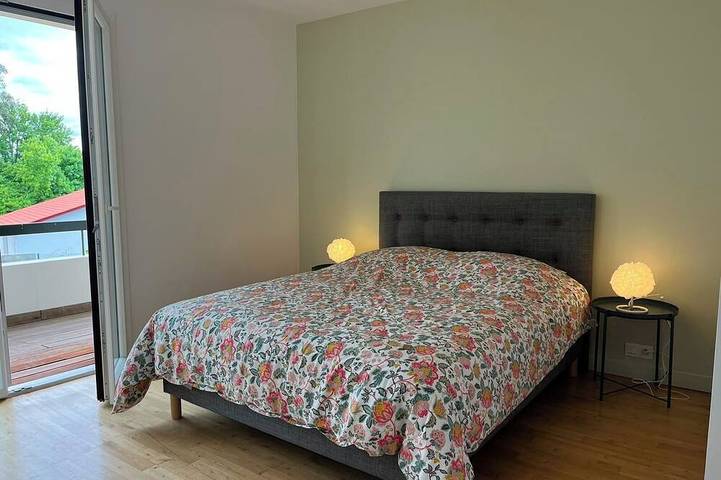 Ganze Wohnung, Stunning 125-square-meter apartment with a pool, hot tub, ocean views, the Pyrenees, and nature near Bayonne in Briscous, Bayonne und Umgebung