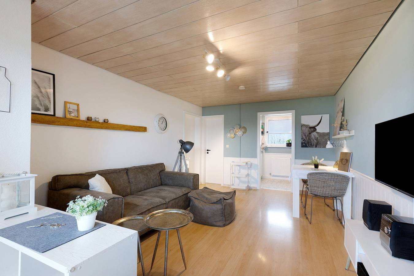 Premium Vakantiewoning 'Seeluft Direct aan het Water' met Uitzicht op het Meer, Privéterras en Wifi, foto 8