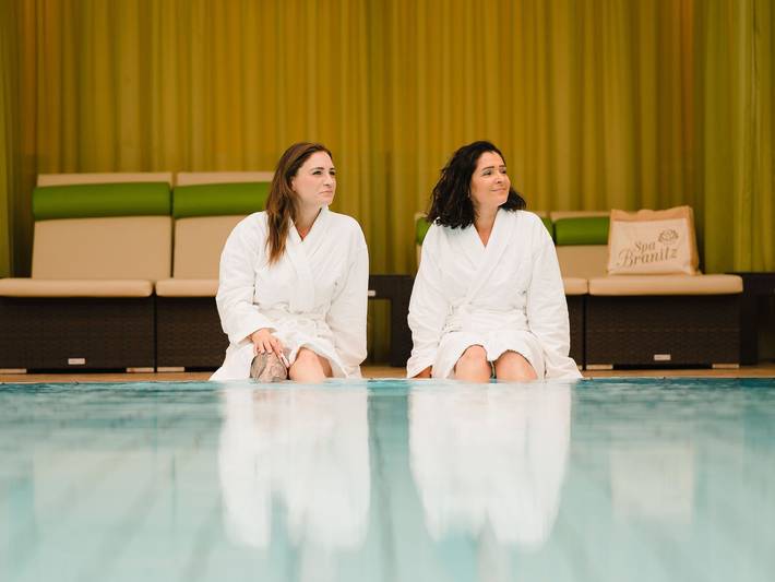 Hotel für 3 Personen, mit Balkon und Sauna sowie Pool, kinderfreundlich in Cottbus - 4