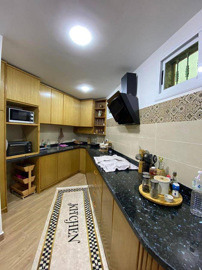 Maison de vacances pour 4 personnes, avec jardin et jacuzzi ainsi que terrasse et piscine