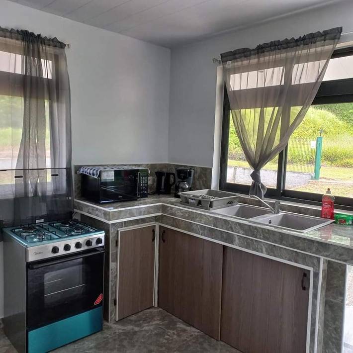 Location de vacances pour 4 personnes, avec terrasse dans Teahupo'o - 4