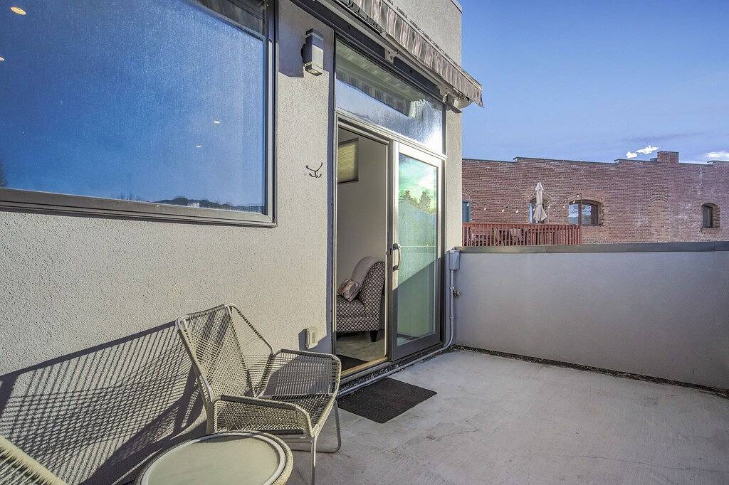 Modern Luxury I Mountain Views- central location- 4Br/3Ba in Colorado Springs, El Paso County (CO)