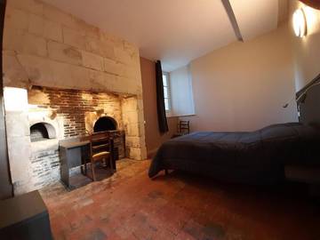 Chambre d’hôte pour 2 personnes, avec terrasse ainsi que jardin et vue, animaux acceptés à Baugé-en-Anjou