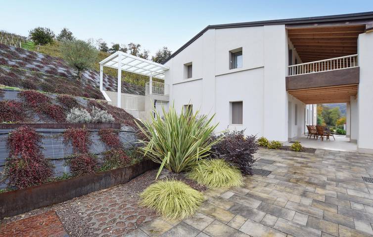 Appartamento vacanze per 5 persone, con terrazza e giardino - 1