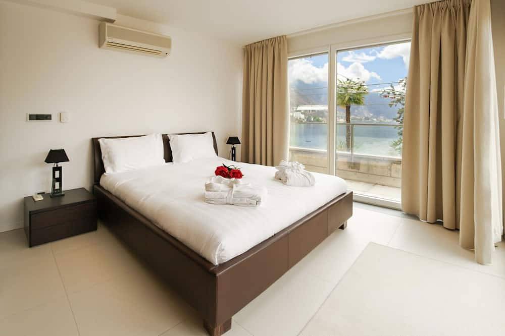 Ganze Wohnung, Herrliche Wohnung für 3 Gäste mit Klimaanlage, Pool,  W-Lan, Tv, Terrasse und Panoramablick in Montreux, Genfer See