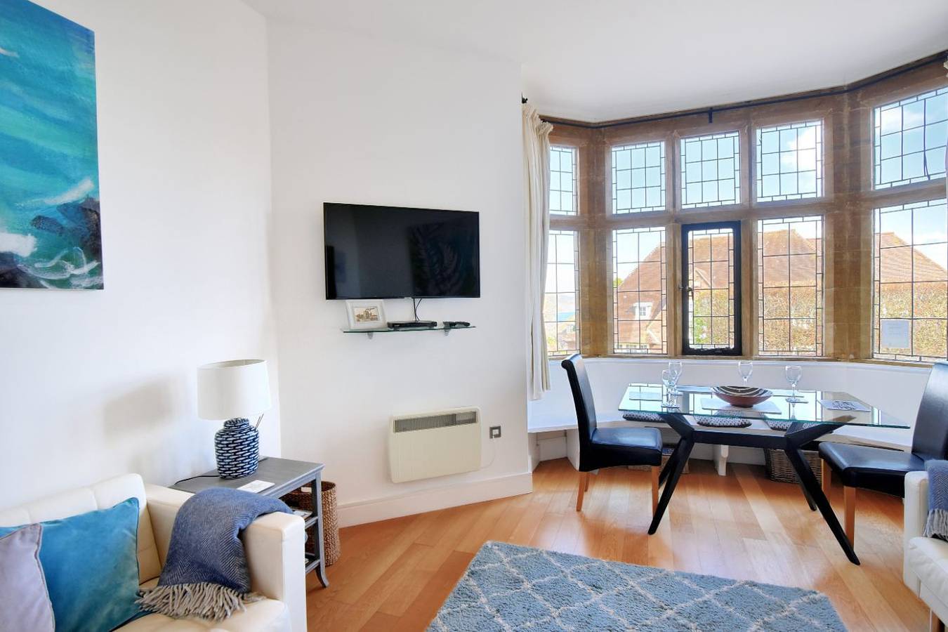 Entire apartment, 1 Coram Tower in Lyme Regis, Dorset