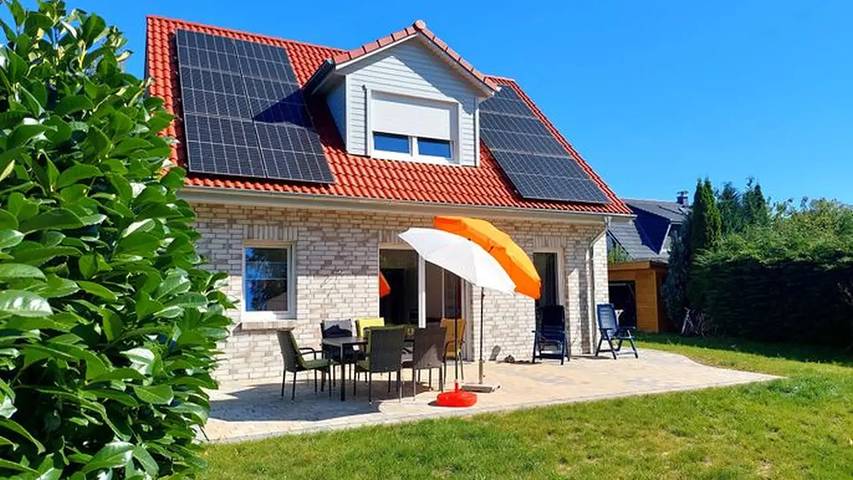 Ferienhaus für 6 Personen, mit Terrasse und Garten sowie Sauna in Trassenheide