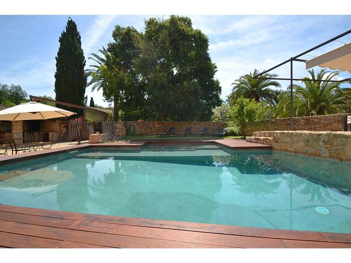 Maison de vacances pour 10 personnes, avec terrasse et piscine, adapté aux familles à Búger