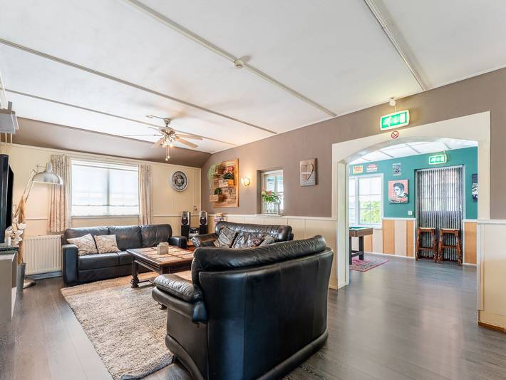 Ferienhaus für 22 Personen, mit Terrasse und Garten in Giethoorn