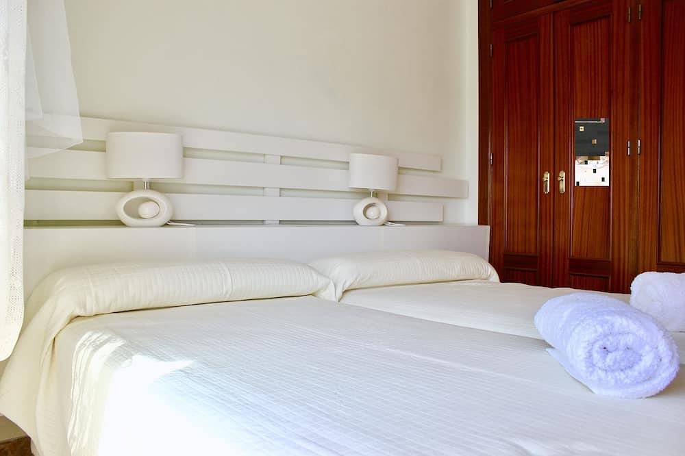 Entire apartment, Charming apartment in Salobreña 5 minutes walk from the beach in Salobreña, Costa Tropical