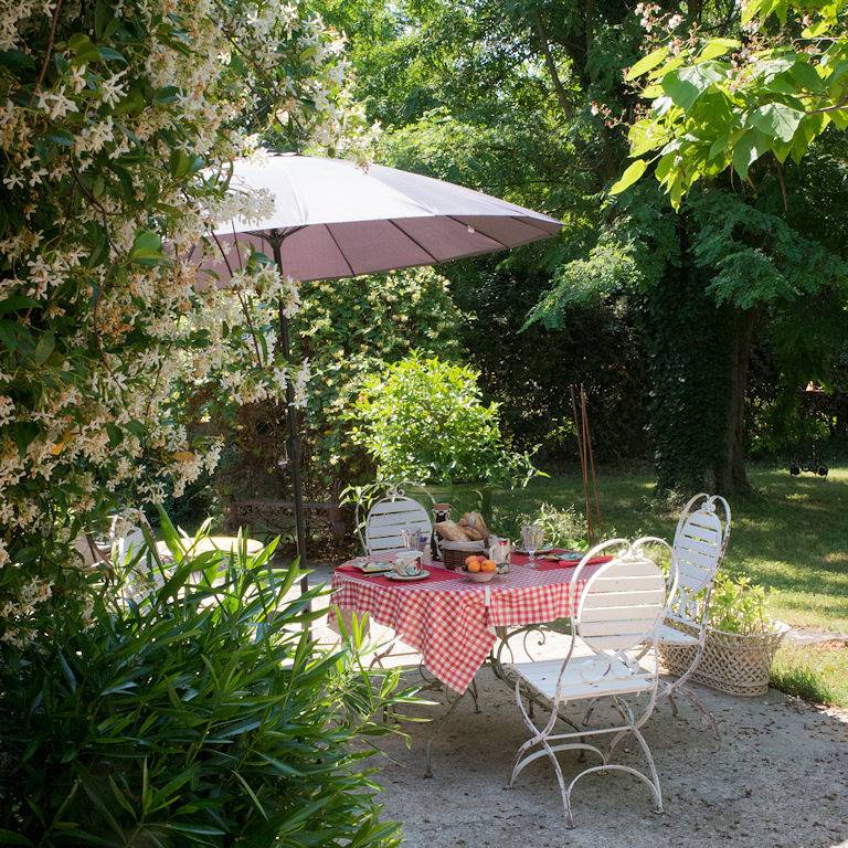 Chambres d'hôtes Les Baumes - Chambre in Saint-Quentin-la-Poterie, Région de Nîmes