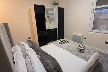 Apartment for 2 People in Huddersfield, West Yorkshire, Photo 2