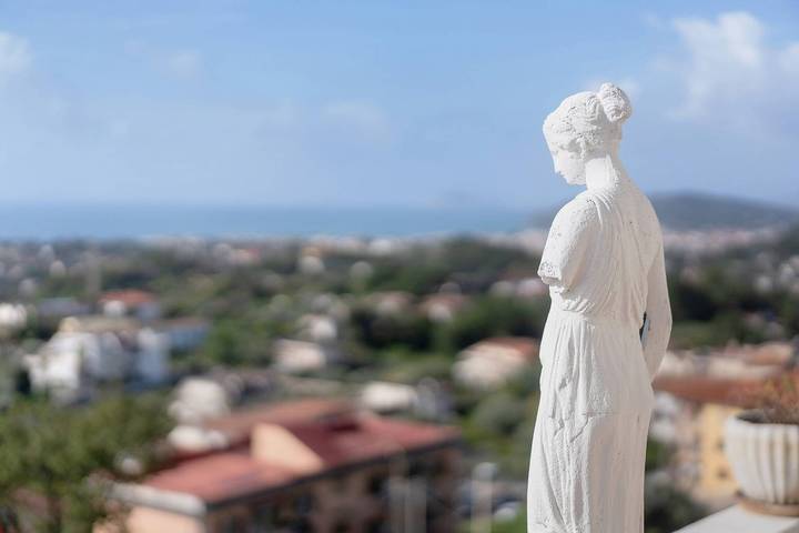 Appartement entier, Appartement 'A' avec vue sur mer, terrasse privée et Wi-Fi in Minturno, Province de Latina