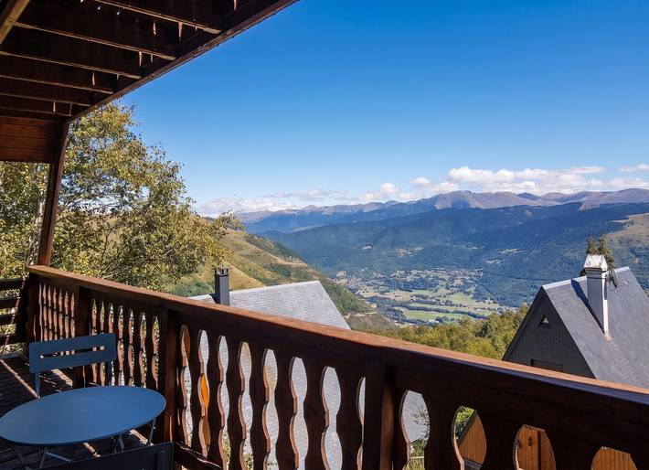 Chalet pour 10 personnes, avec Balcon/Terrasse dans les Hautes-Pyrénées - 2