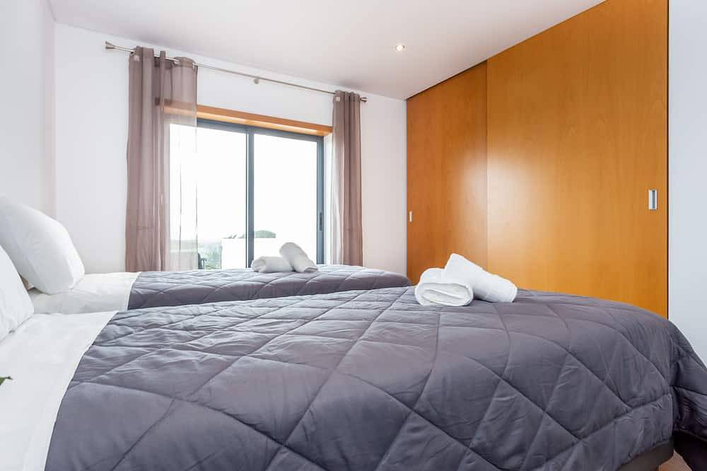 Casa Chic - Minimalistisches 3 Schlafzimmer mit toller Aussicht in Raposeira, Vila do Bispo