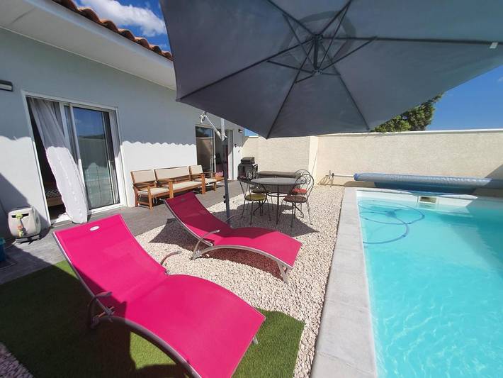 Appartement de vacances pour 4 personnes, avec jardin et piscine