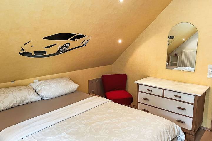 Ferienwohnung für 3 Personen, mit Balkon und Whirlpool in Wanna - 2