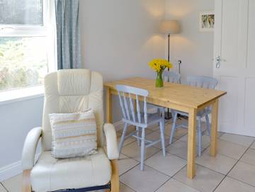 Cottage for 3 People in Bridport, Jurassic Coast, Photo 2