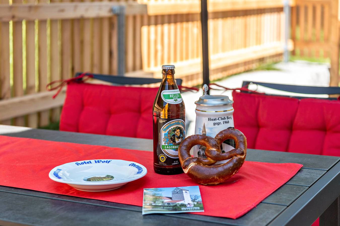 Ganze Wohnung, Ferienwohnung Ronja mit offener Terrasse & Wi-Fi in Pfaffenwinkel
