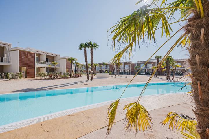 Ferienwohnung für 4 Personen, mit Balkon und Terrasse sowie Pool in Lido di Jesolo