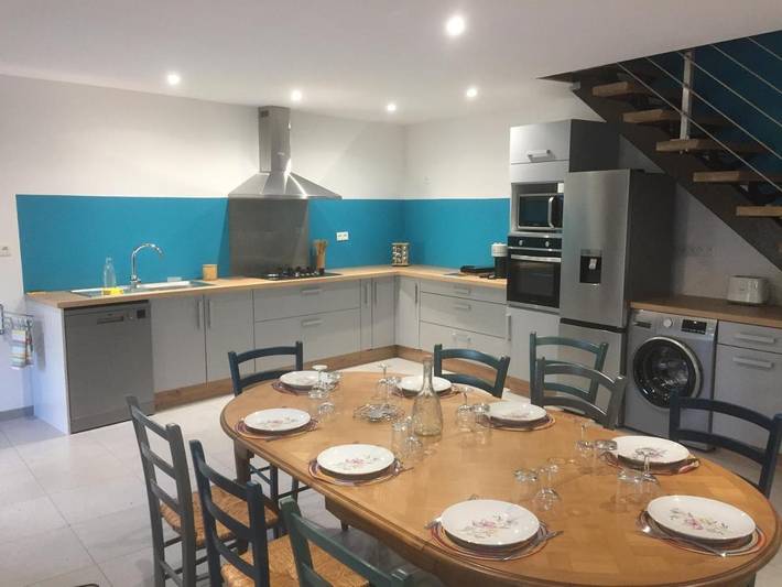 Location de vacances pour 9 personnes, avec Terrasse et Jardin à Saint-Pierre-Eynac - 4
