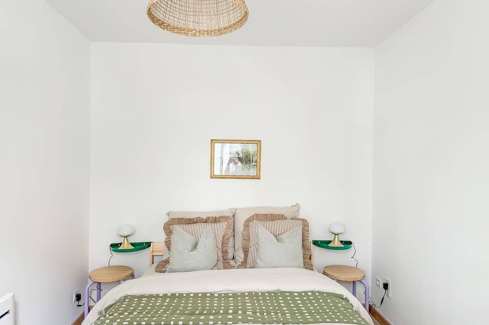 Entire apartment, Comfortable T2 - Plein Centre in Tarbes, Hautes-Pyrénées