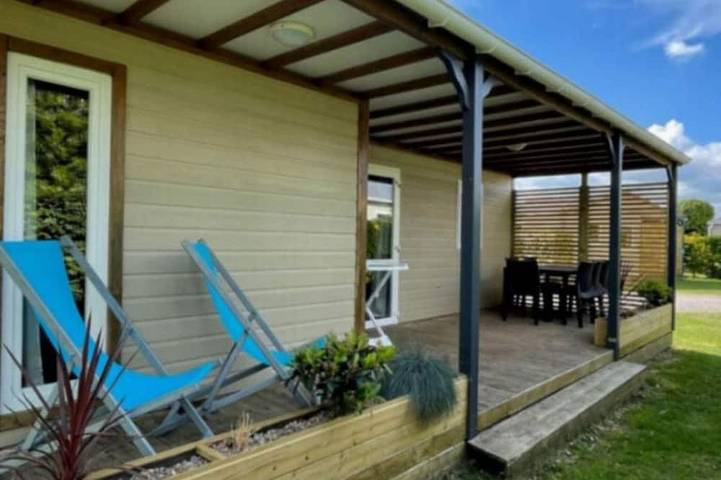 Gîte pour 6 personnes, avec terrasse dans Utah-Beach