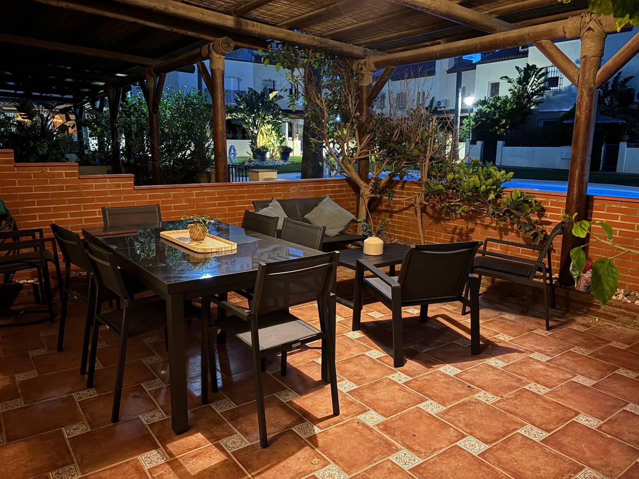 Exclusivo chalet frente al mar con vistas impresionantes y piscina in Playa Ancha, Casares