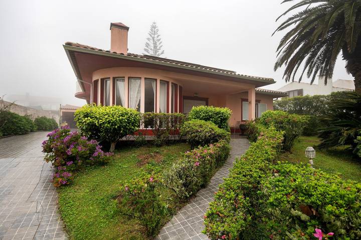Ferienwohnung für 2 Personen, mit Garten auf São Miguel