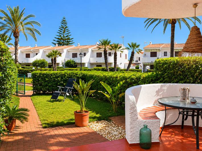 Gîte pour 6 personnes, avec Balcon et Terrasse ainsi que Jardin et Bassin pour enfant à El Palmar