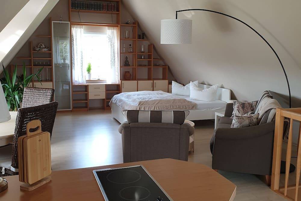 Ganze Wohnung, Ferienwohnung direkt am Deich in Wremen für 2 Personen in Wremen, Cuxland