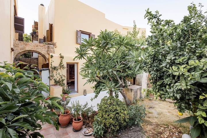Ferienhaus für 5 Personen, mit Terrasse und Garten in Rhodos Stadt - 2