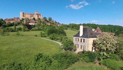Gîte pour 6 personnes, avec balcon à Prudhomat
