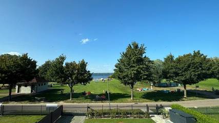 Ferienhaus für 4 Personen, mit Terrasse und Ausblick sowie Garten und Sauna, kinderfreundlich in Mecklenburgische Seenplatte