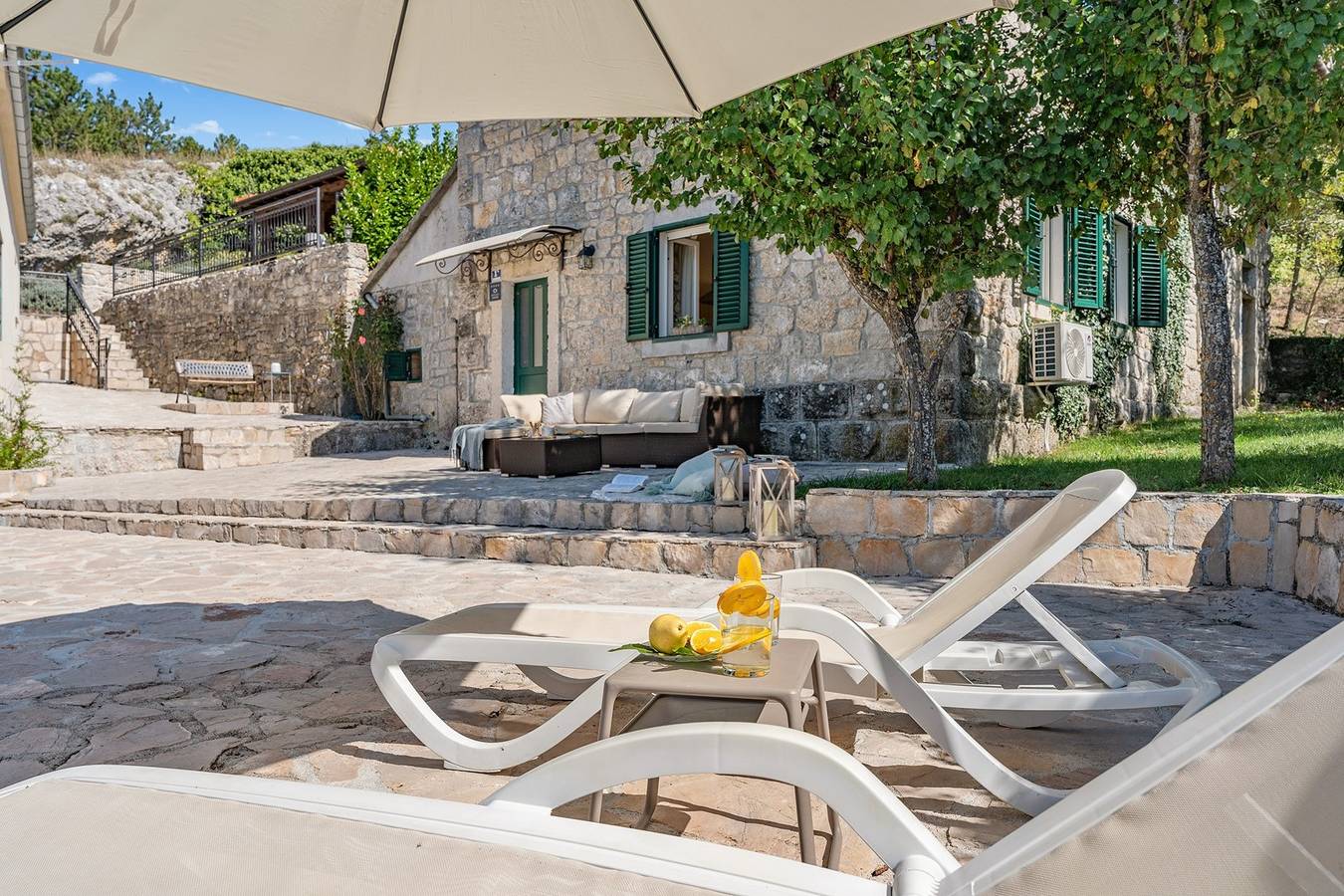 Hacienda Sylvia – abgeschiedene Villa mit 4 Schlafzimmern und 45 m2 beheiztem Pool in Makarska Riviera