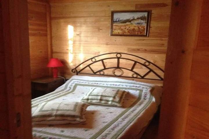 Gîte pour 4 personnes, avec jardin ainsi que terrasse et piscine à Orgone - 3