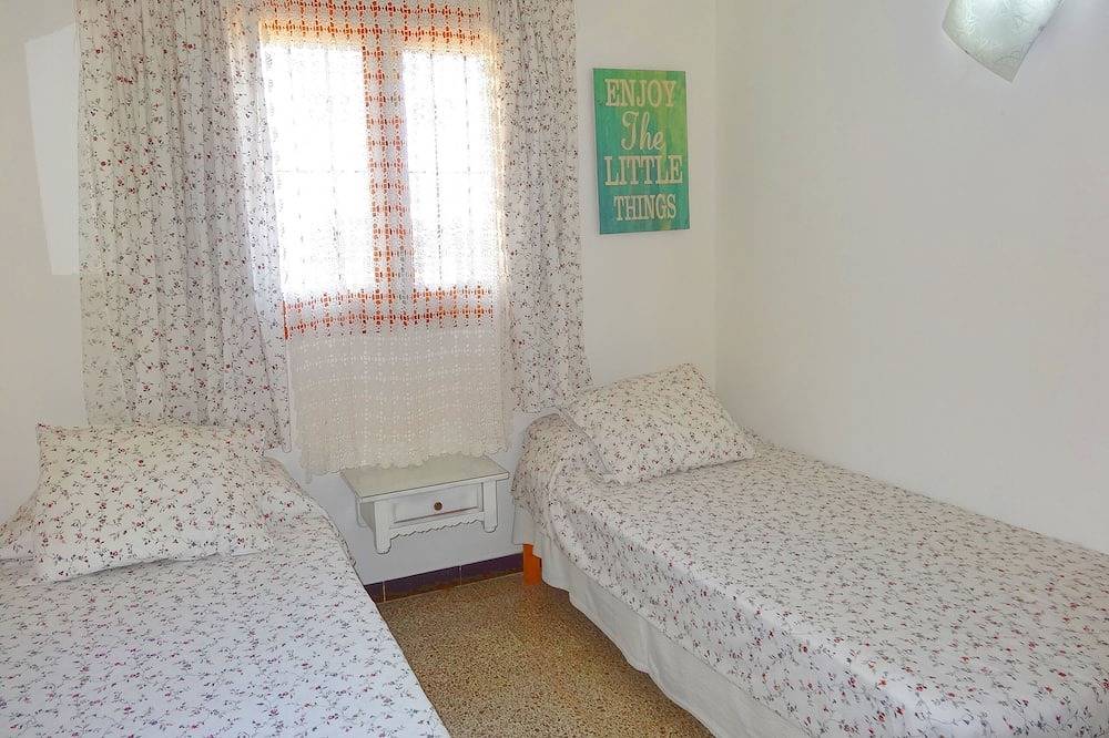 Son Antem, Air Conditioning, Wifi free, Private pool, 8 km From Cala Blava in Llucmajor, South Majorca