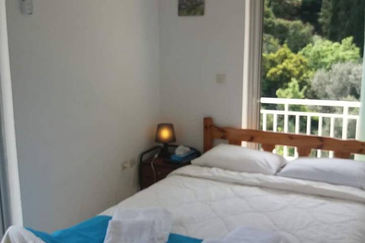 Chambre d’hôte pour 3 personnes, avec jacuzzi dans Région du Péloponnèse - 2