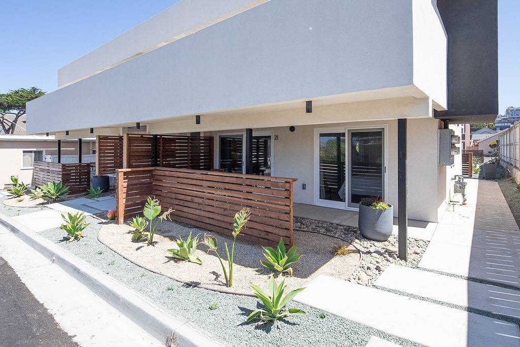 Brand new downstairs unit with downtown location in Cayucos, San Luis Obispo County