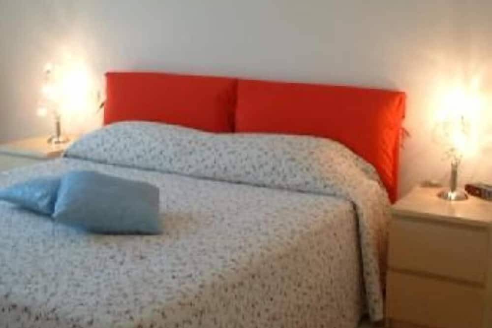 Numana - Appartamento con Giardino privato a due passi dal Mare, Climatizzatore. in Marcelli, Riviera del Conero