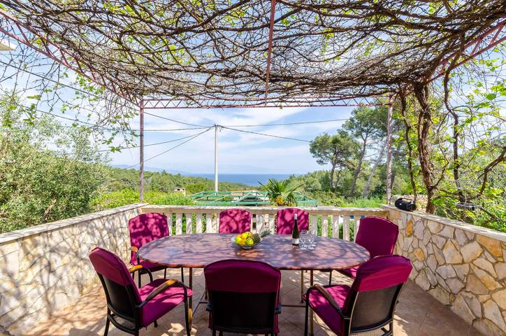 Ferienhaus für 8 Personen, mit Garten, mit Haustier auf Hvar