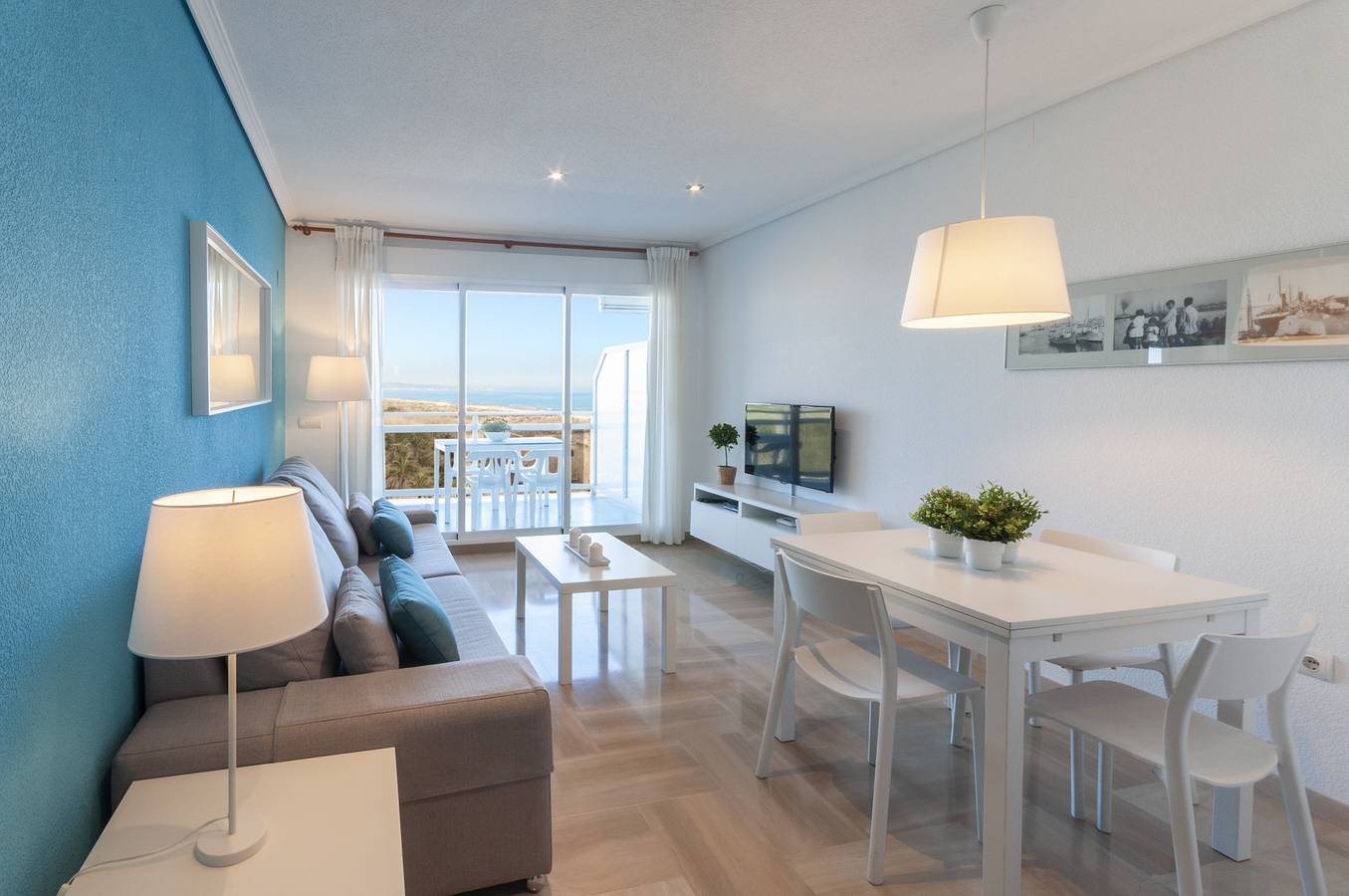 Ganze Wohnung, Ferienwohnung für 4 Personen mit Garten in Playa de Gandía, Costa de Valencia
