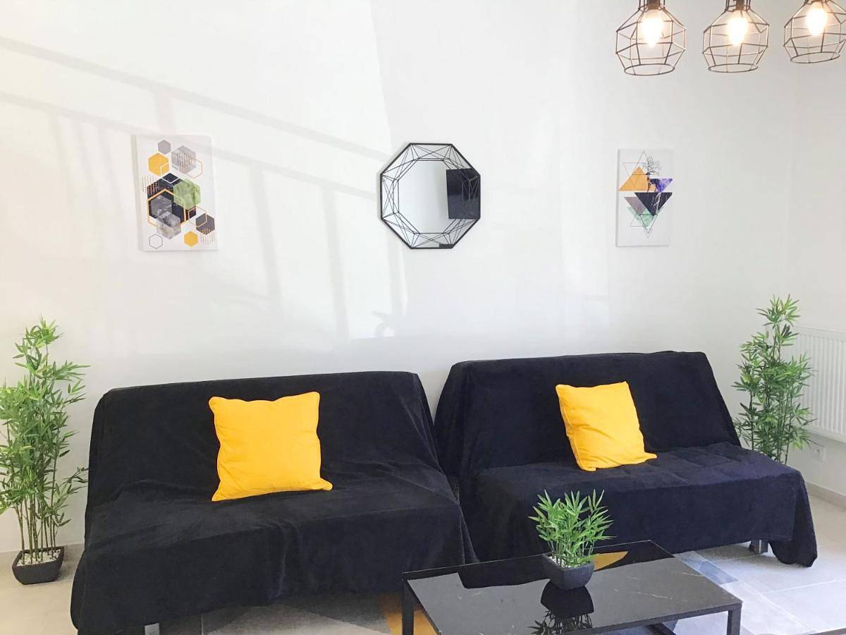 Appartement entier, Two-Bedroom Apartment in Lourdes, Hautes-Pyrénées