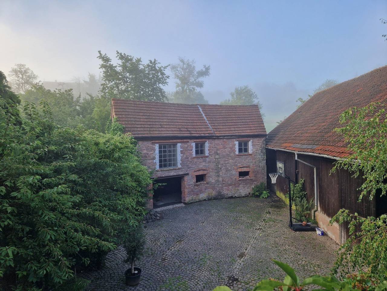 Ganze Ferienwohnung, Landhaus Domaine de Marie - Appartement 80qm mit separatem Schlafzimmer in Illingen, Saar-Nahe-Bergland
