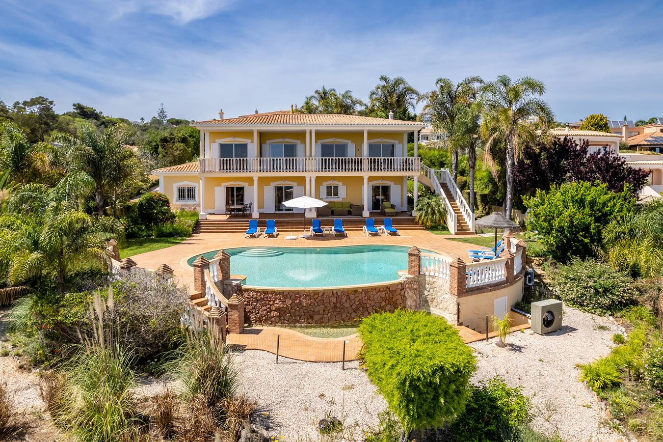 Villa for 10 Guests in Luz, Faro District