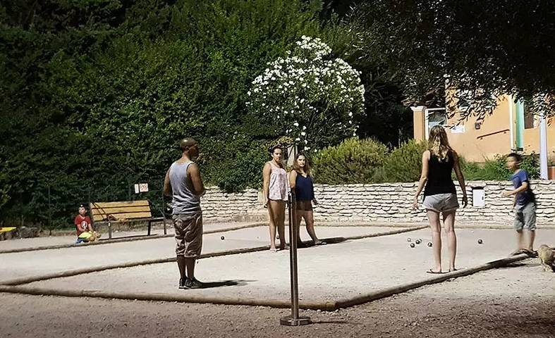 Camping pour 5 personnes, avec Terrasse dans le Vaucluse - 3