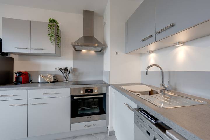 Entire apartment, L'Art de Ville*** - 2  bedroom near the city center, terrace and garage in Annecy, Annecy (commune)