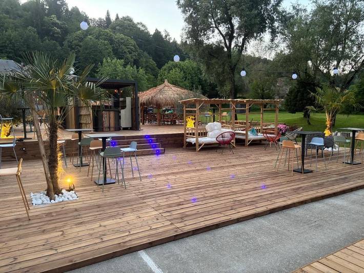 Hôtel pour 2 personnes, avec vue ainsi que vue sur le lac et jardin à Saint-Alban-de-Montbel - 4