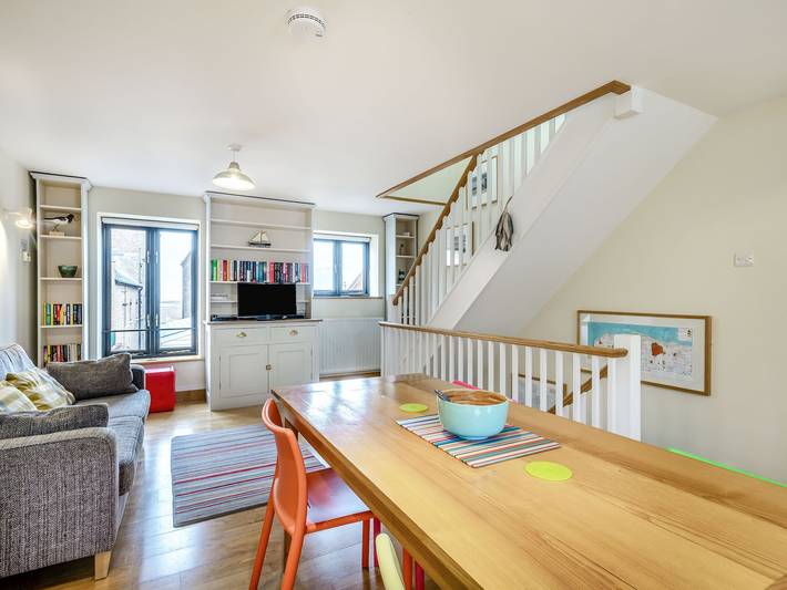 Log cabin for 2 people, with garden in North Norfolk